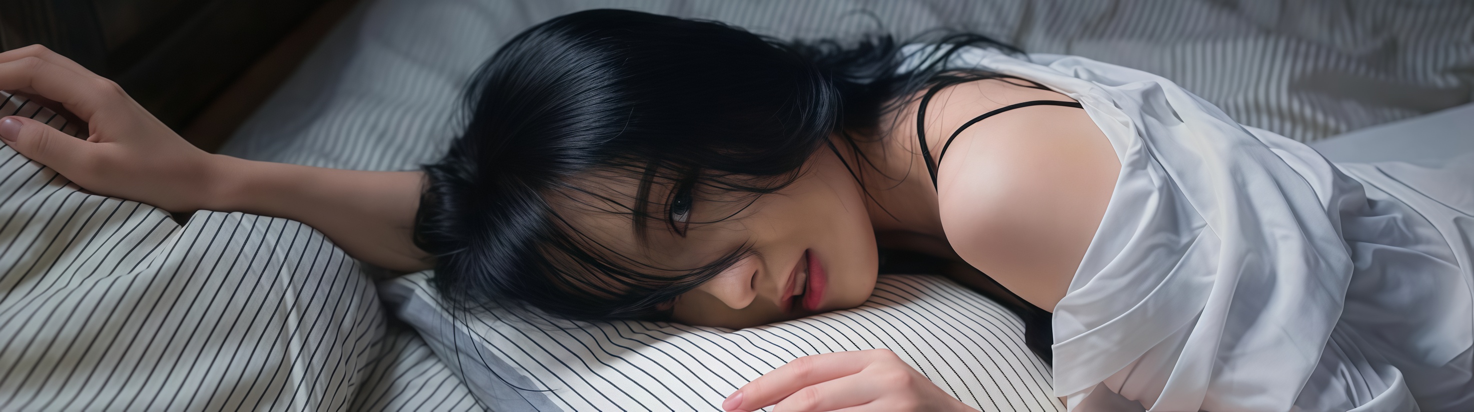 神秘电影是悬疑，惊悚或推理类型，充满未知，阴谋和转折，让人欲罢不能。我基于最新影评和票房数据，挑选了今年上映或即将上映的几部高口碑神秘电影。这些片子大多已上线或热映中，适合周末窝在沙发上刷。